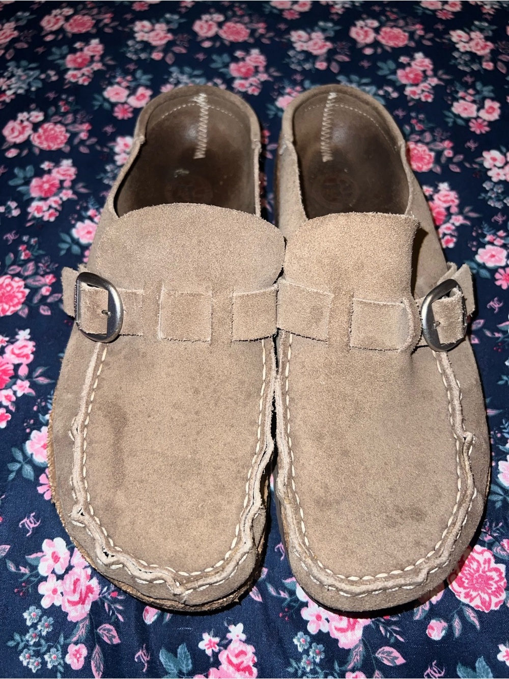 Birkenstock Buckley clogs taupe suede men 7 woman’s 9